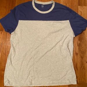 Men’s Gap Cream and Blue Shirt XL